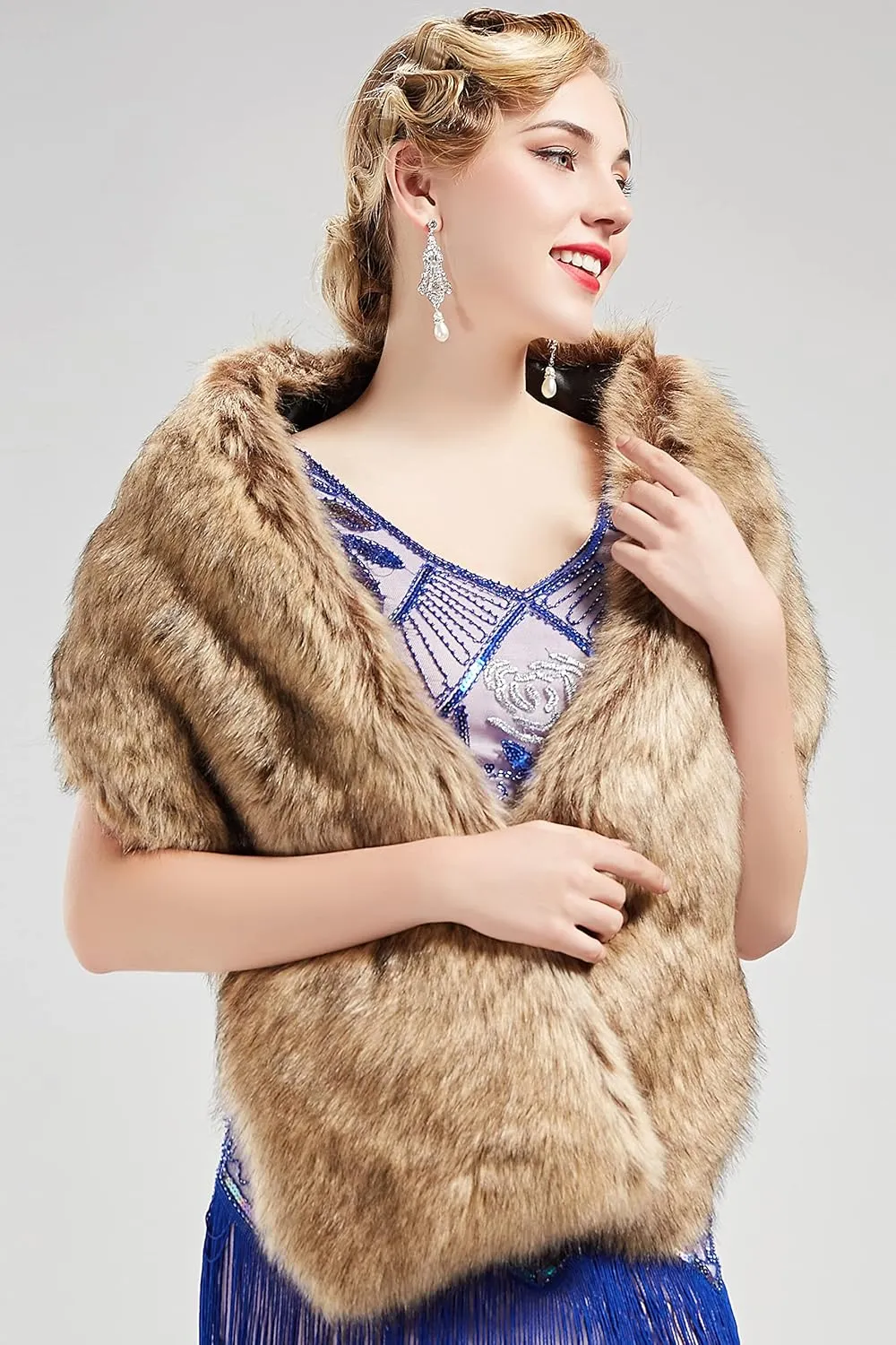 BABEYOND Womens Faux Fur Collar Shawl Faux Fur Scarf Wrap Evening Cape for Winter Coat