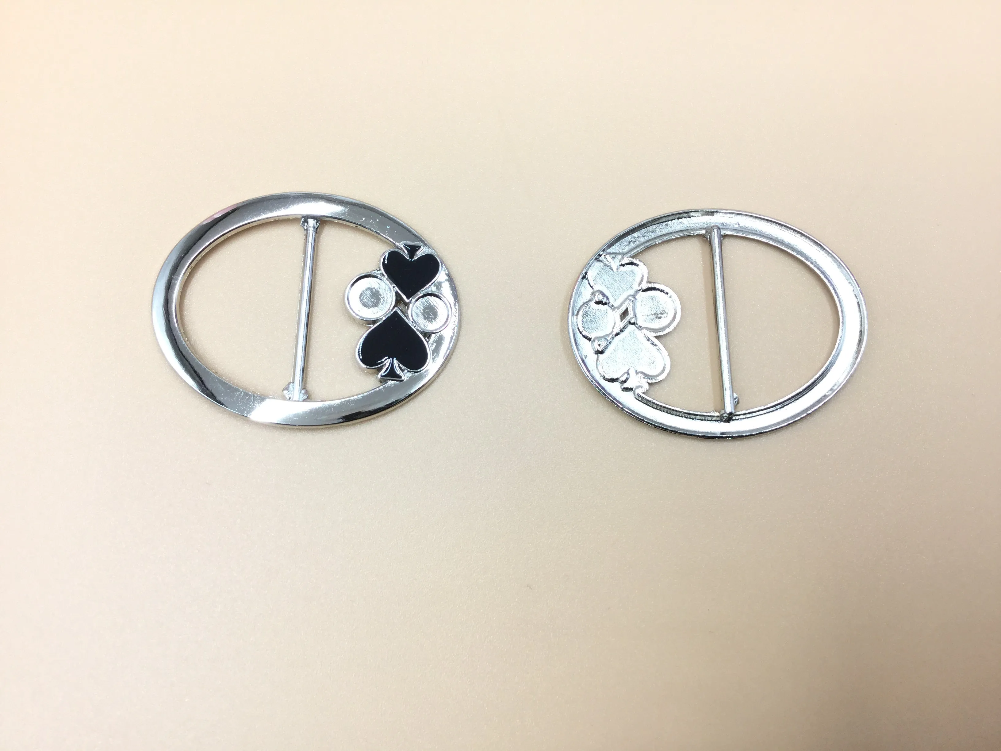 Beautiful Black & Silver Oval Shaped Metal Buckle With Stone