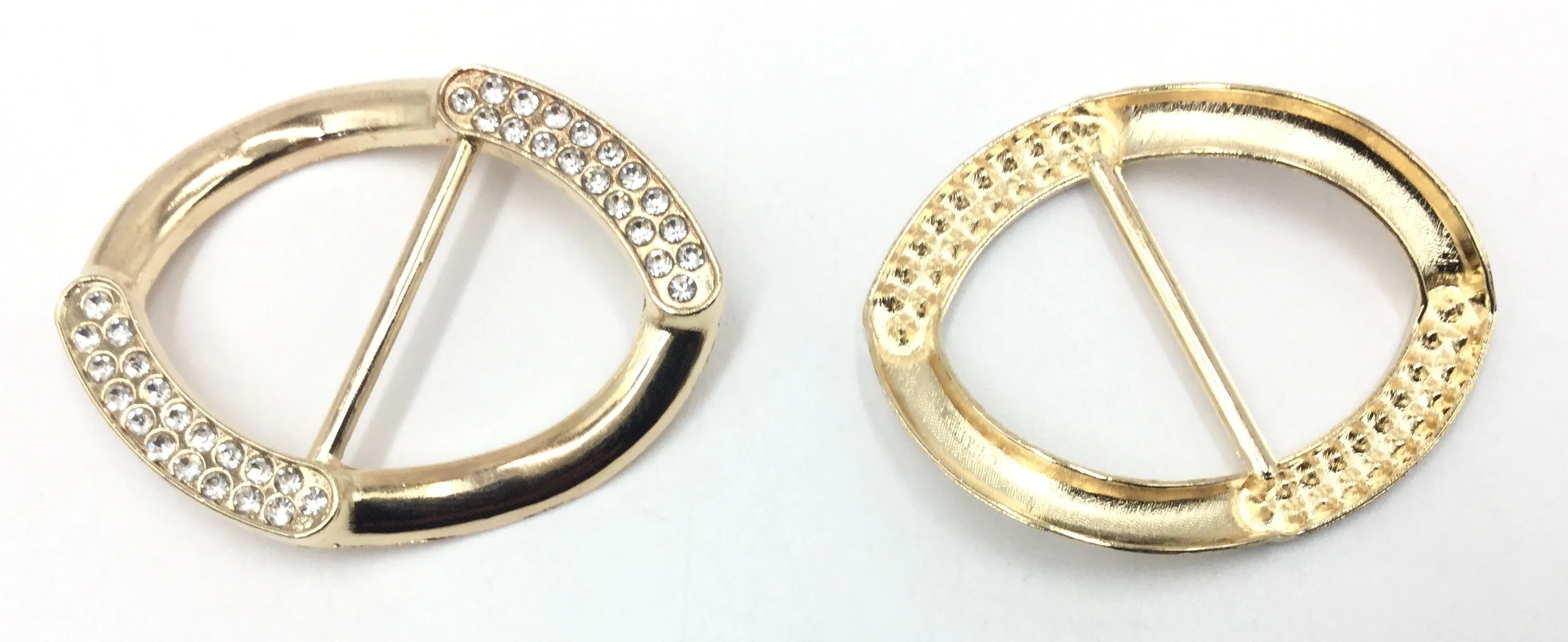 Beautiful Golden Round Shaped Metal Buckle With Stone