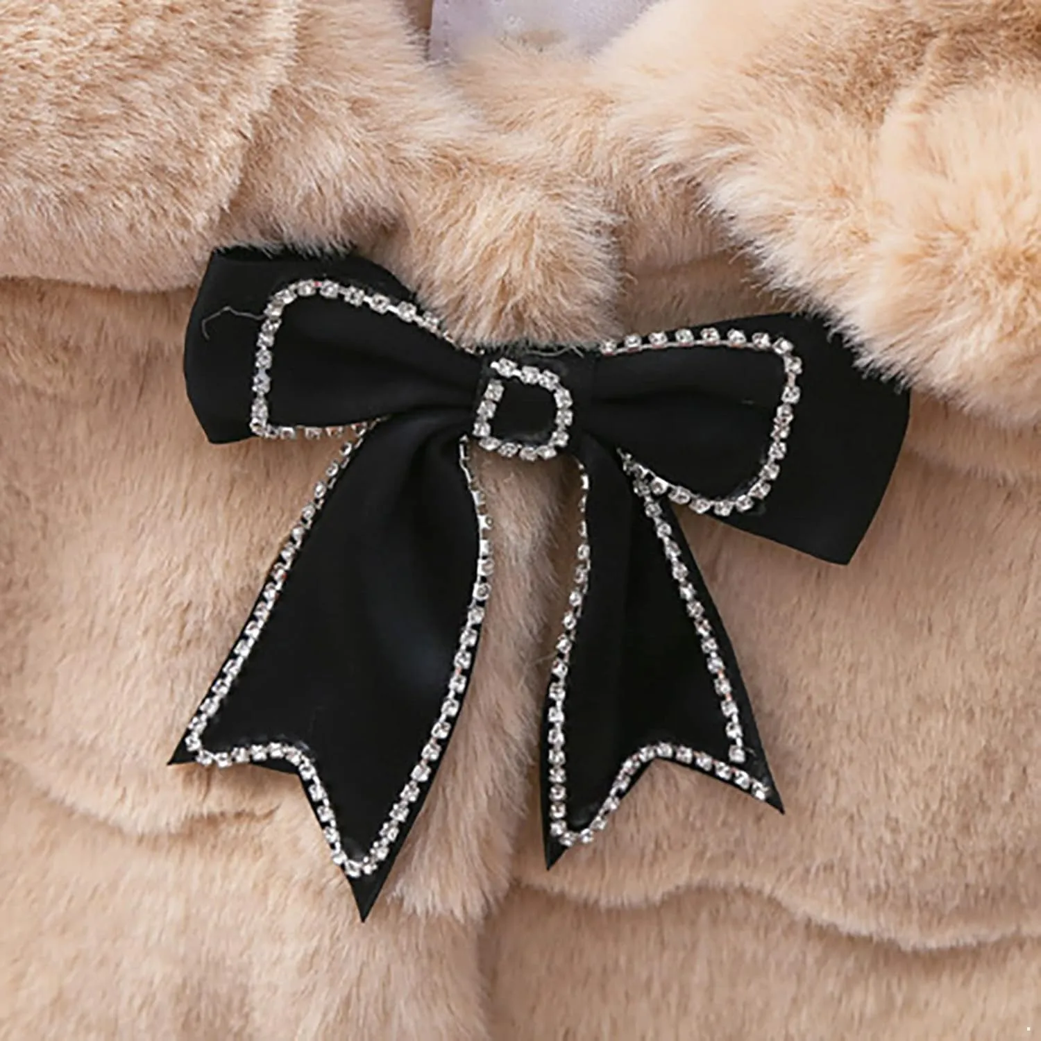 iiniim Toddler Baby Girls Faux Fur Coat Cloak Jacket Dress Cover Cape Poncho for Wedding Birthday Winter Warm Outerwear