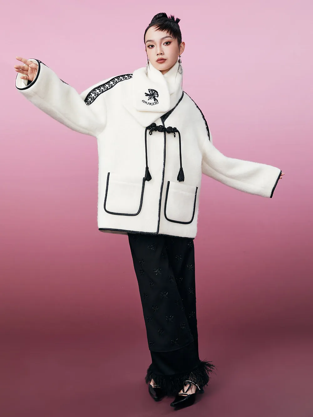 MUKZIN Water Waved Woolen White Coat