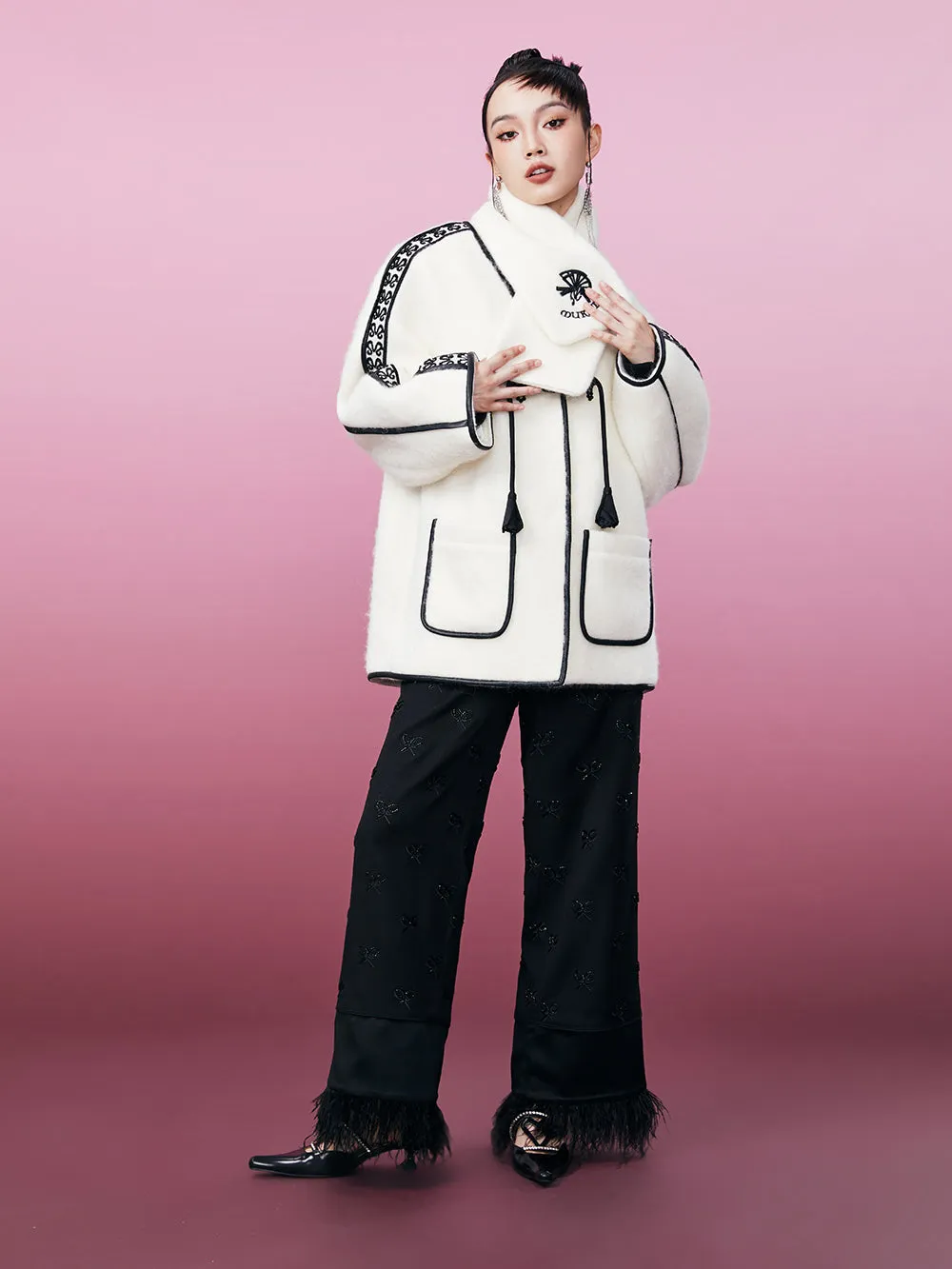 MUKZIN Water Waved Woolen White Coat